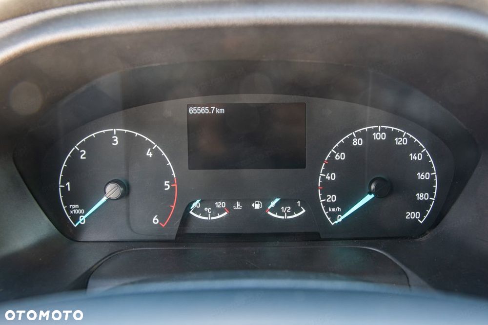 Ford Transit 350 L3H2 Trend 2.0 130KM - 21