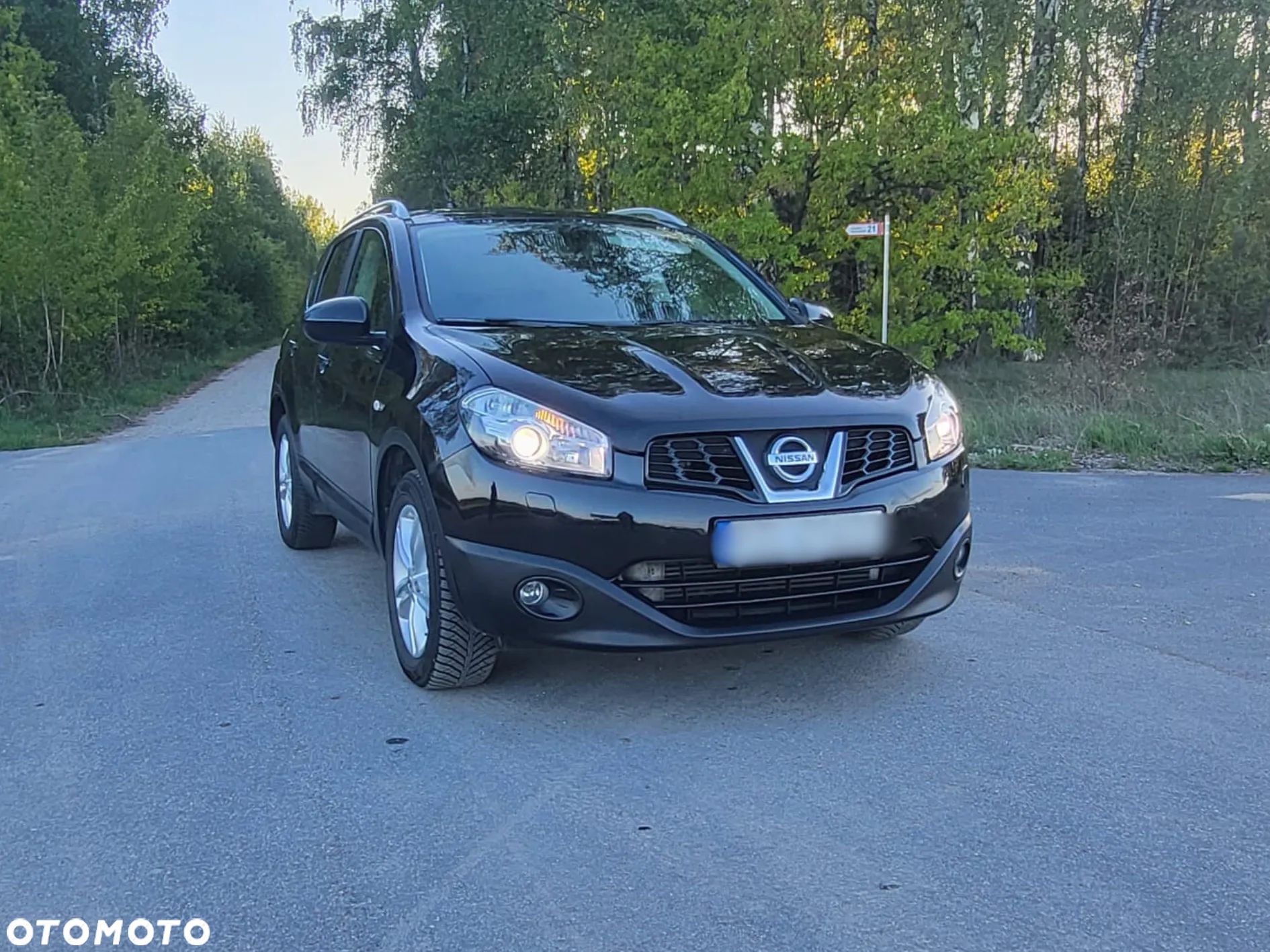 Nissan Qashqai - 1