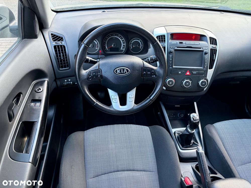 Kia Ceed 1.4 Comfort + - 10