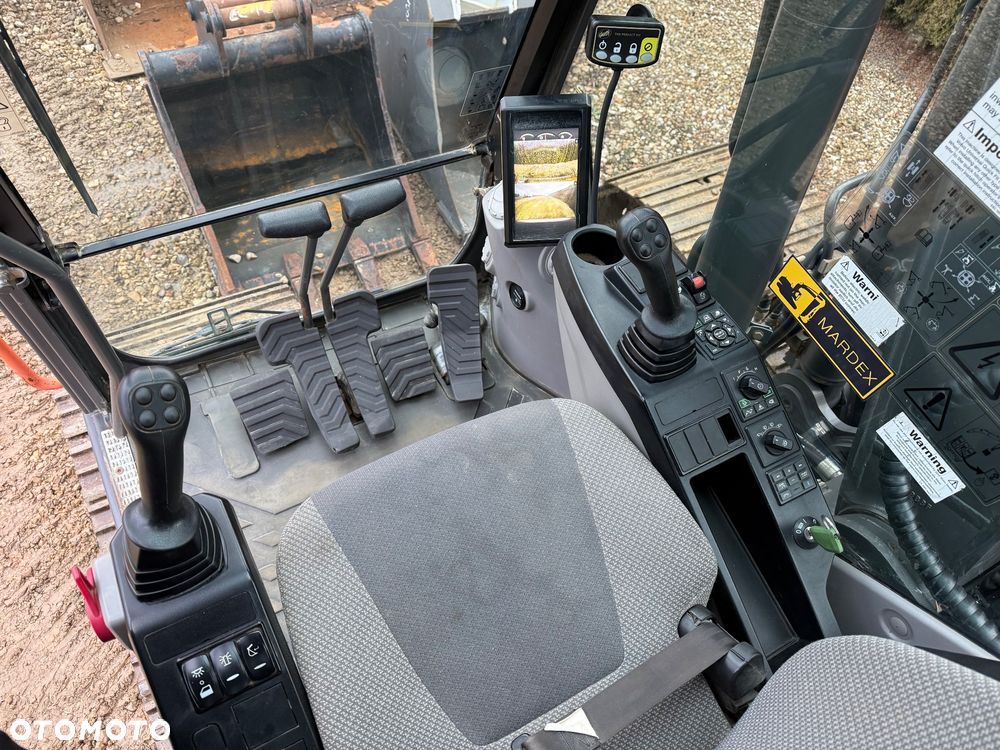 Volvo EC 140 EL - 33