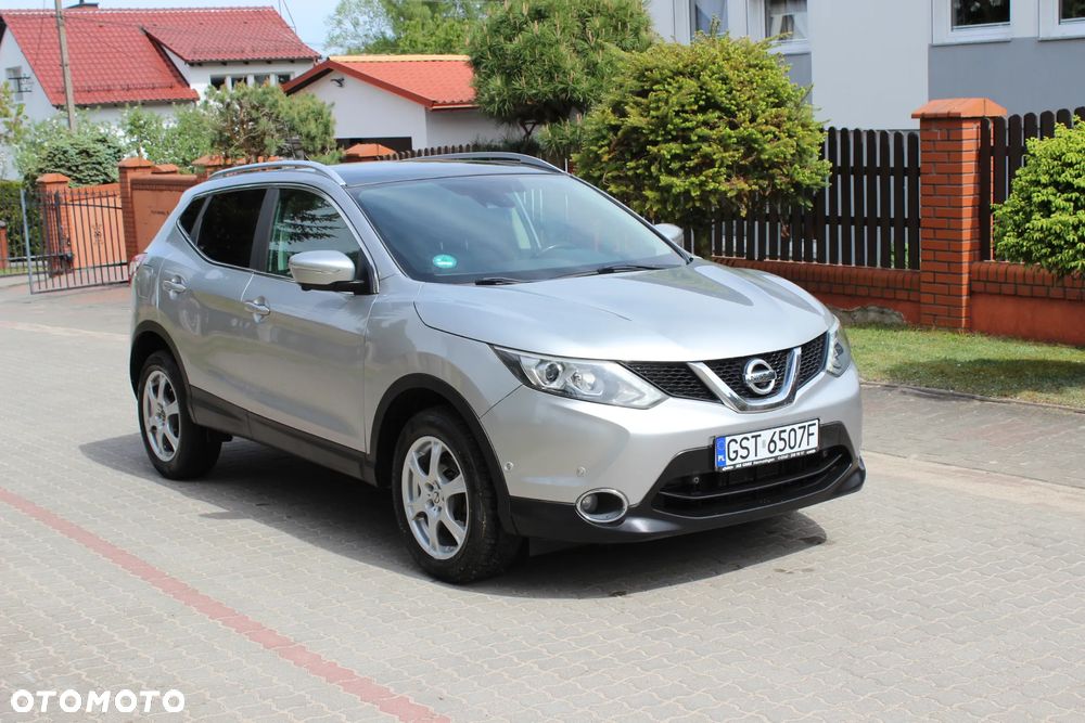 Nissan Qashqai 1.6 DCi Xtronic TEKNA - 3