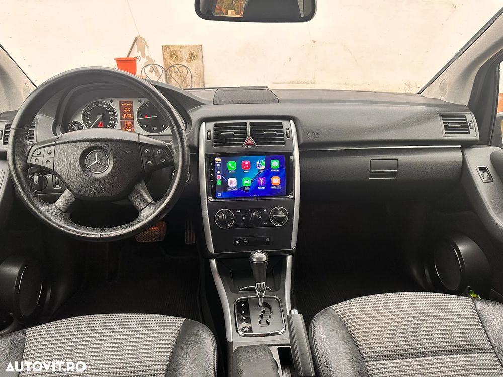 Mercedes-Benz B 180 - 10
