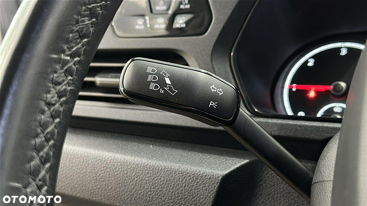 Volkswagen Caddy 2.0 TDI DSG - 25