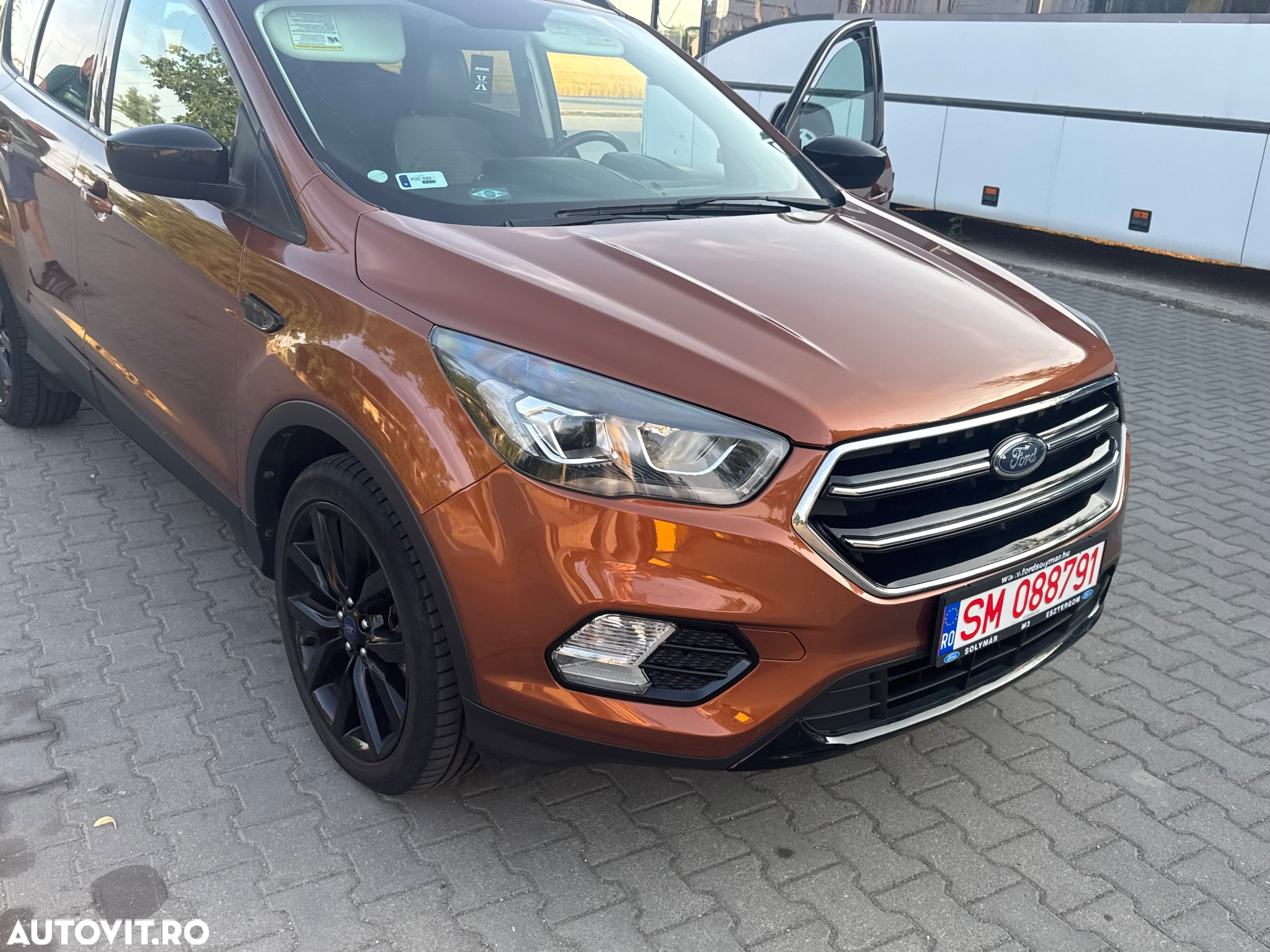 Ford Escape - 9