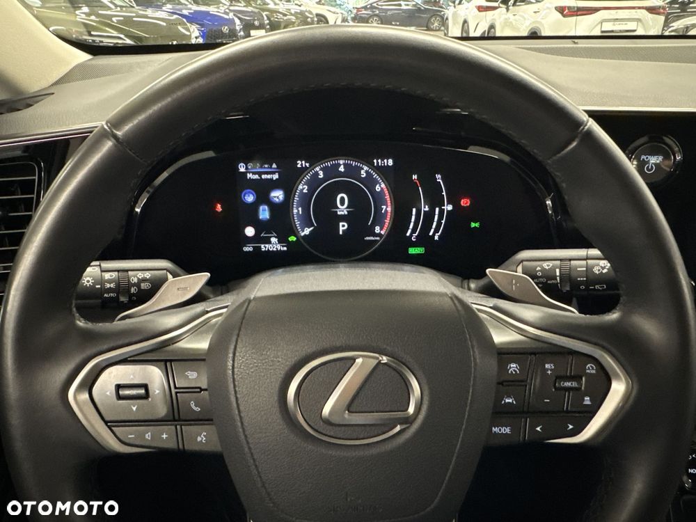 Lexus NX 350h Business AWD - 17