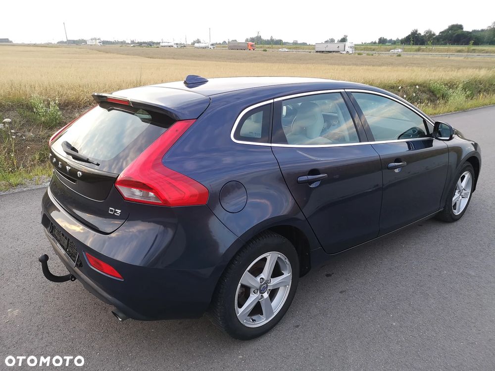 Volvo V40 D3 Momentum - 15