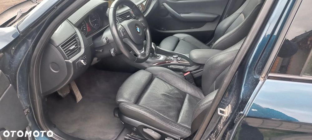 BMW X1 xDrive25d xLine - 24