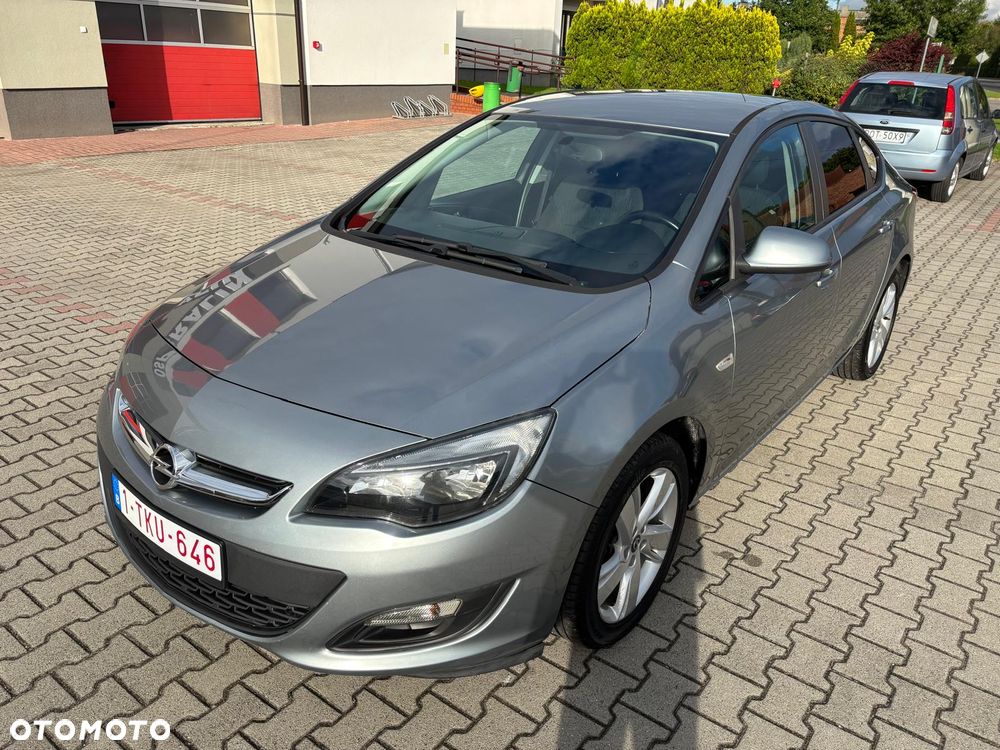 Opel Astra 1.6 Exklusiv - 7