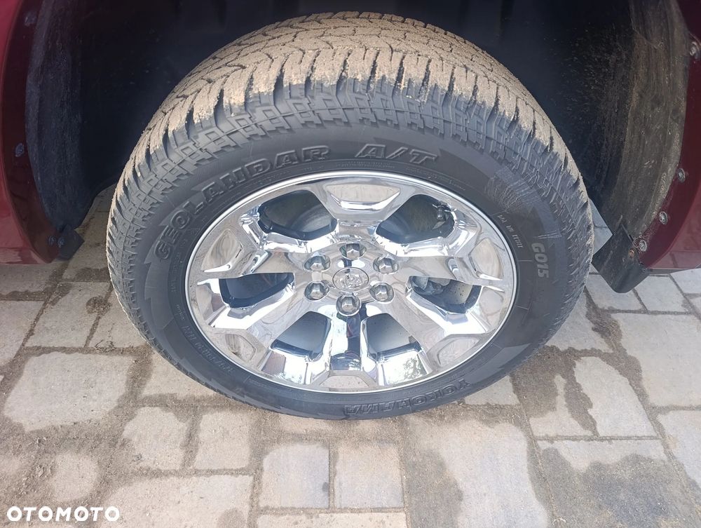 RAM 1500 5.7 Crew Cab Bighorn - 16