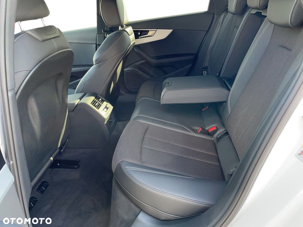 Audi A4 Avant 40 TFSI mHEV Quattro S tronic - 10