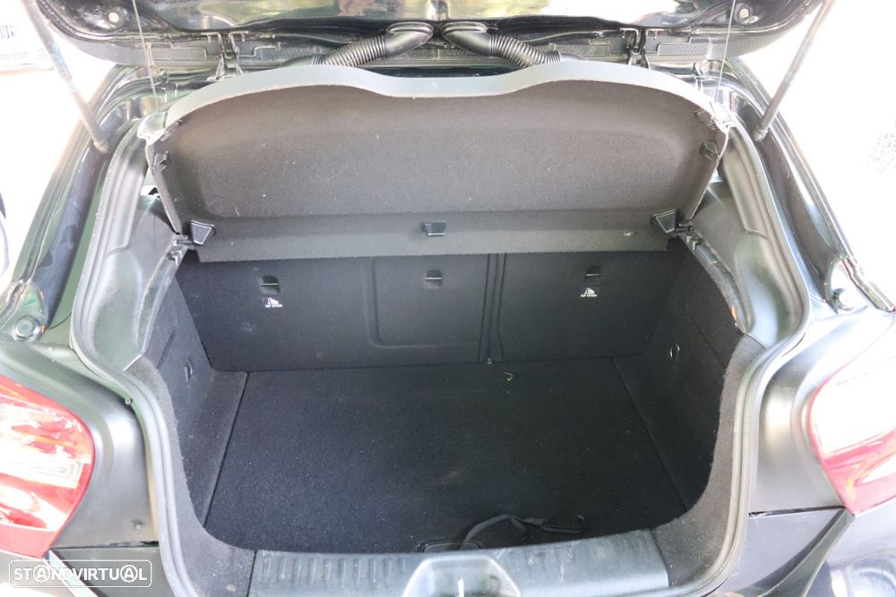 Mercedes-Benz A 180 CDi BE Urban - 21