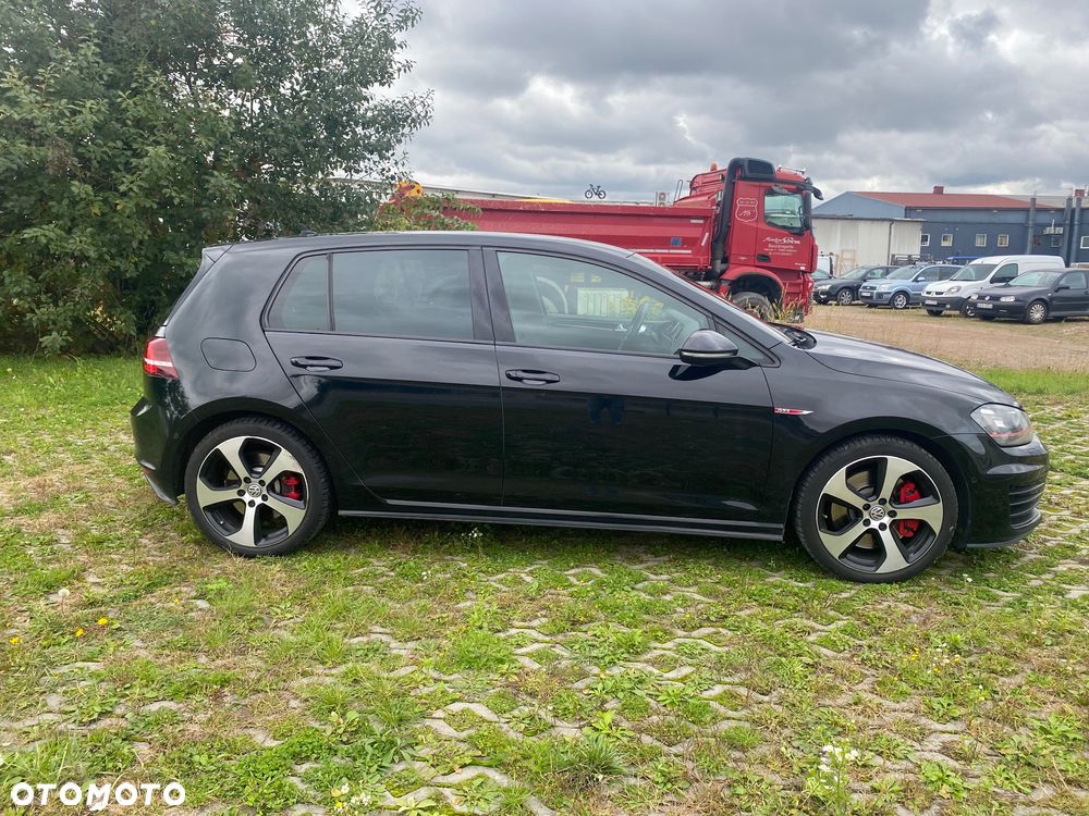Volkswagen Golf VII 2.0 TSI BMT GTI Performance DSG - 4