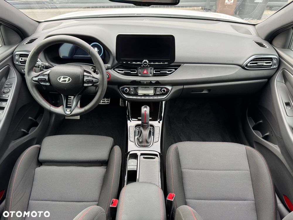 Hyundai i30 1.5 T-GDI 48V Modern DCT - 24