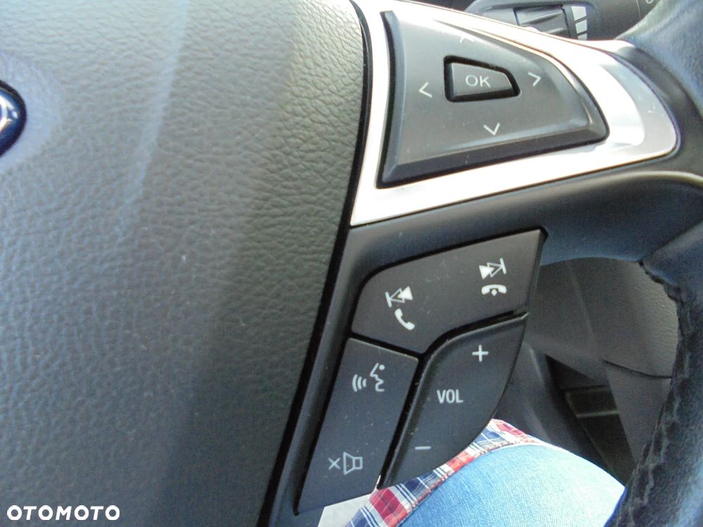 Ford Mondeo 2.0 TDCi Titanium PowerShift - 25