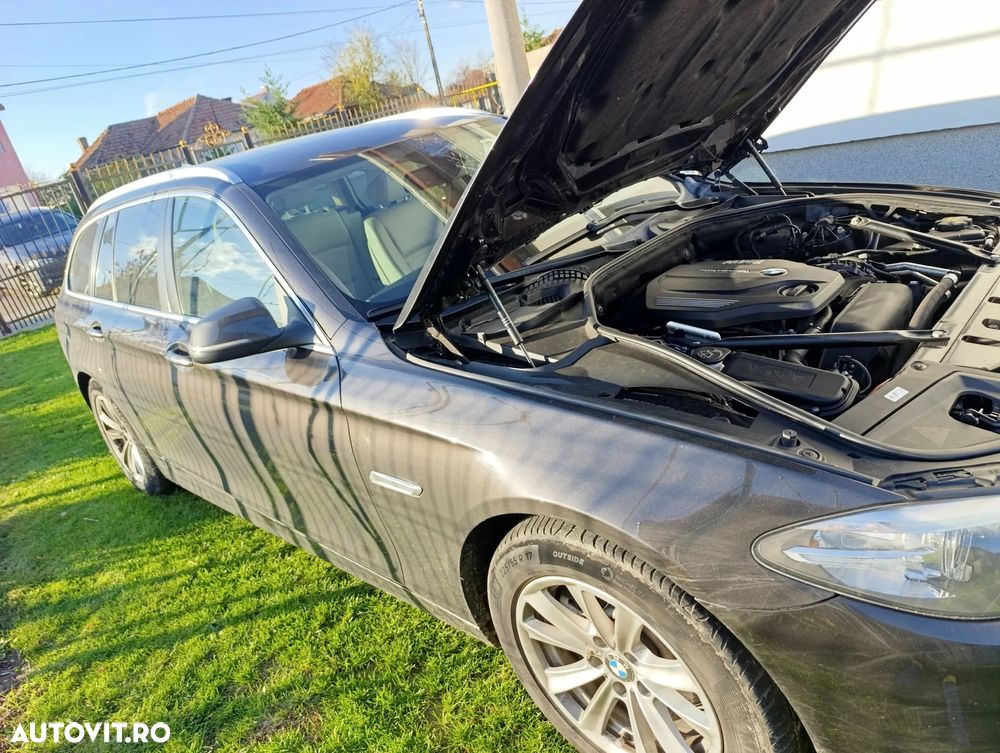 BMW Seria 5 520d Touring Aut. Luxury Line - 18