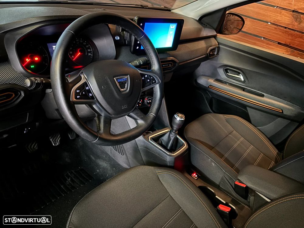 Dacia Sandero - 5
