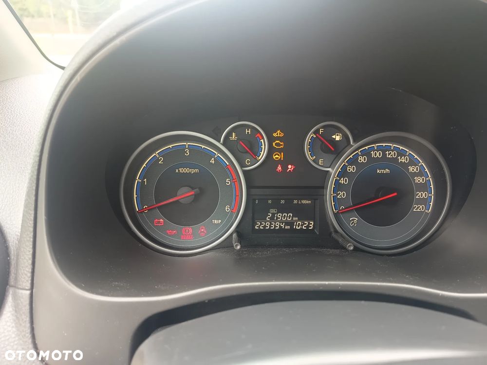 Suzuki SX4 2.0 DDiS 4x2 Style - 6