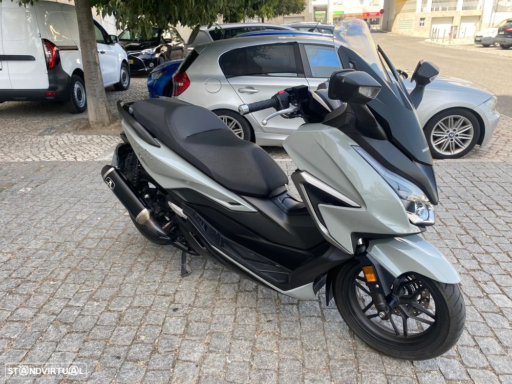Honda Forza 350 - 9