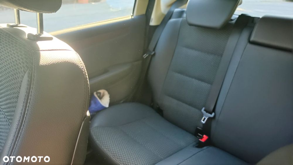 Mercedes-Benz Klasa A 160 BlueEfficiency - 23