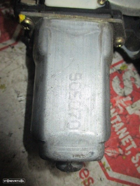 ELEVADOR DE VIDRO FRONTAL ESQUERDO HONDA HR-V 1999 - - 1