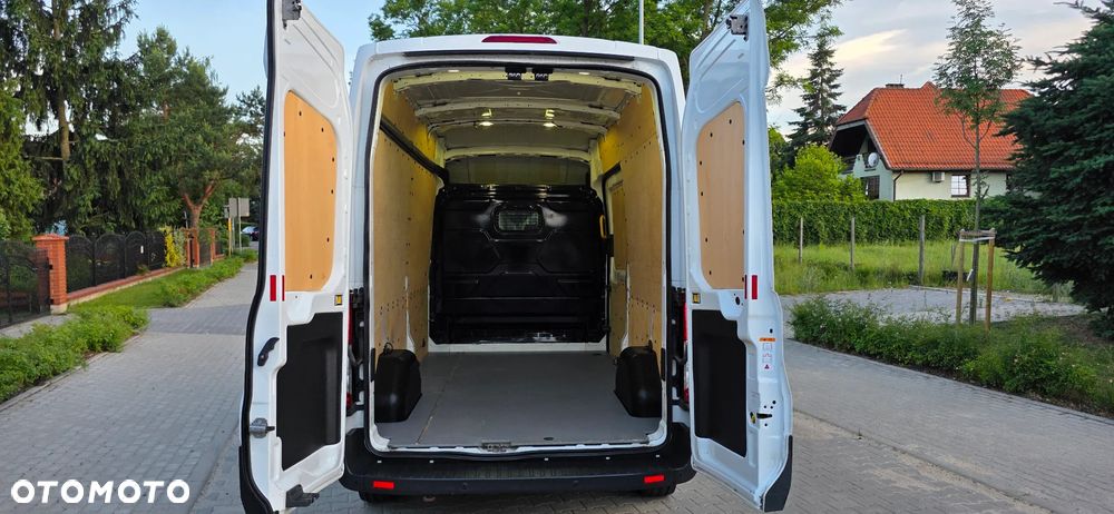 Ford Transit - 20
