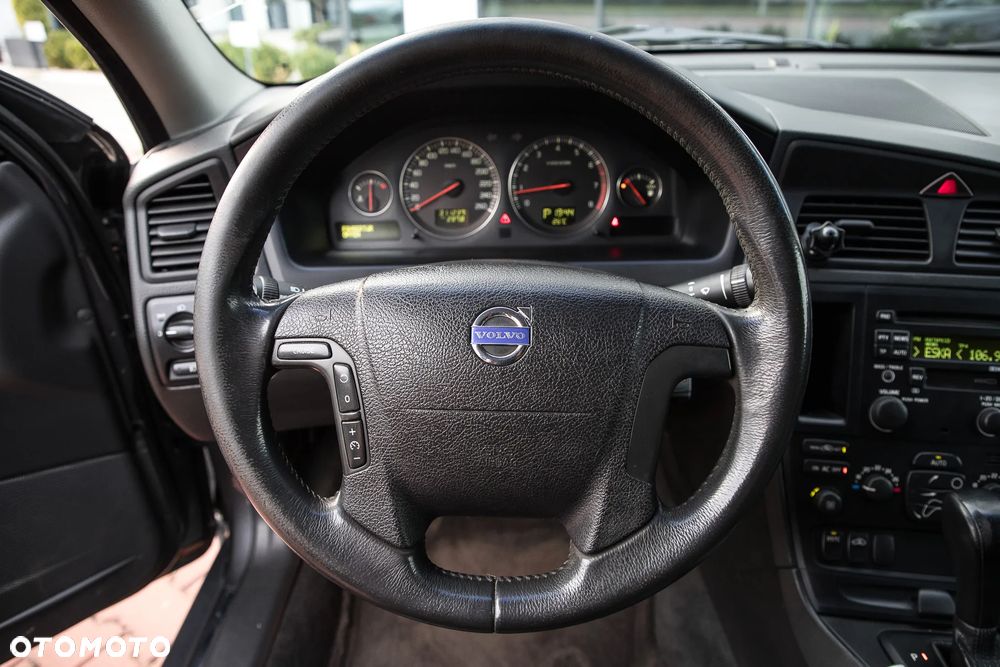 Volvo V70 2.4 Summum - 16
