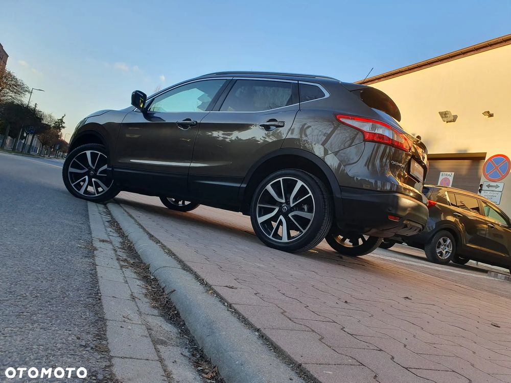 Nissan Qashqai 1.6 DIG-T Tekna+ - 24