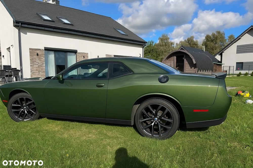 Dodge Challenger 3.6 SXT - 3