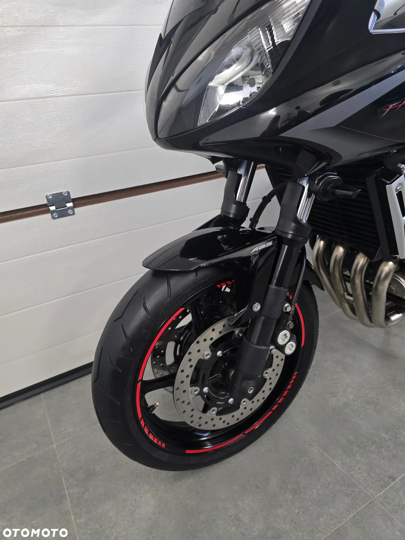 Yamaha FZ6 - 12