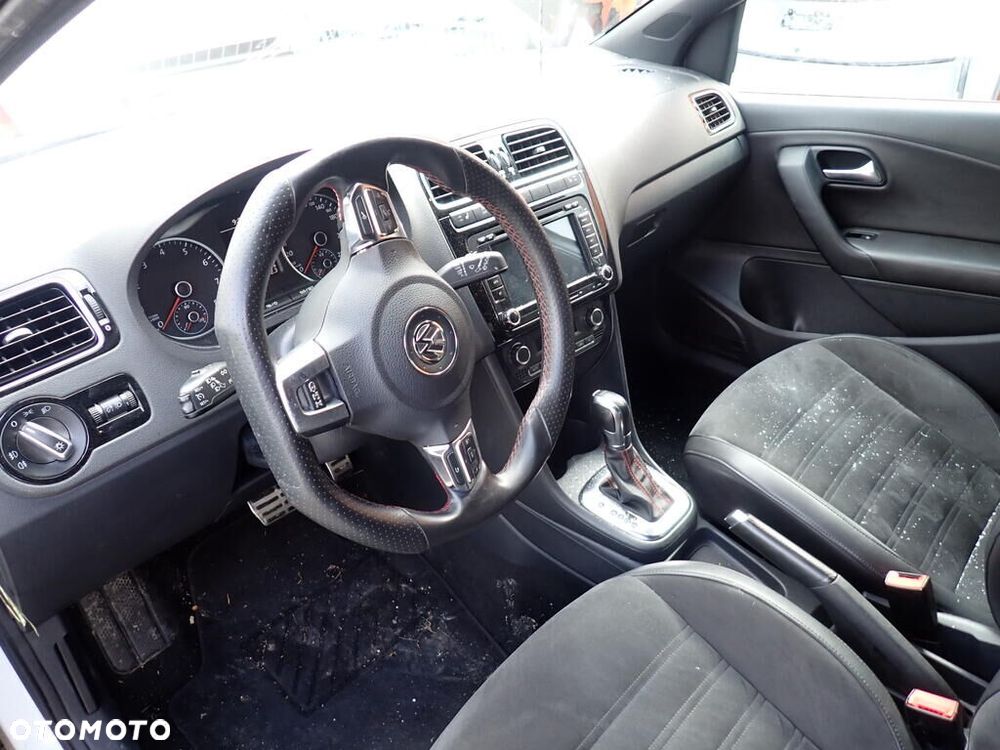 Volkswagen Polo 1.4 DSG GTI - 13