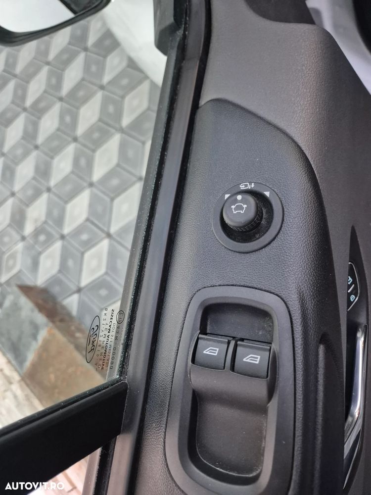 Ford Transit Custom - 19