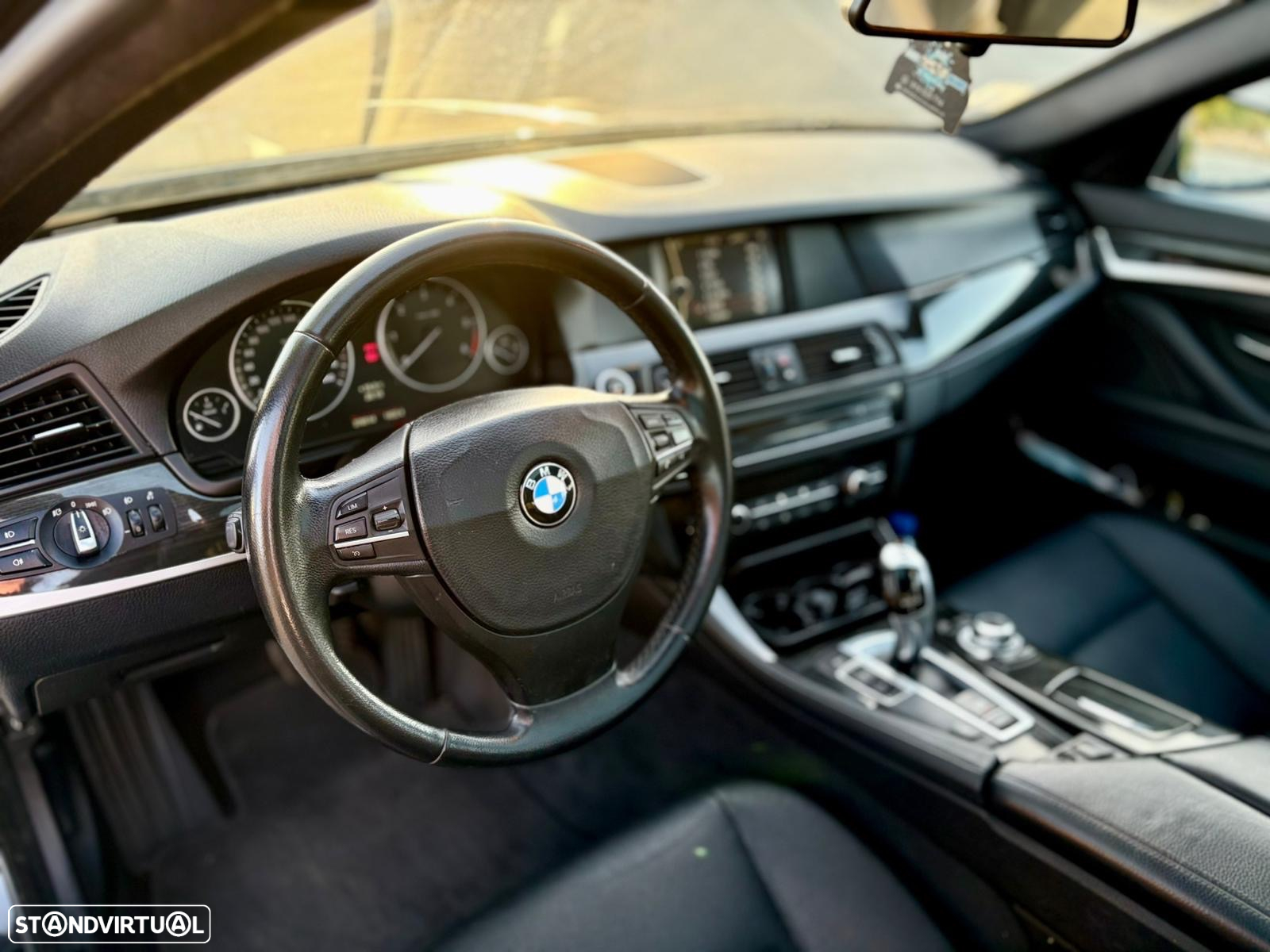 BMW 520 d Line Luxury Auto - 11