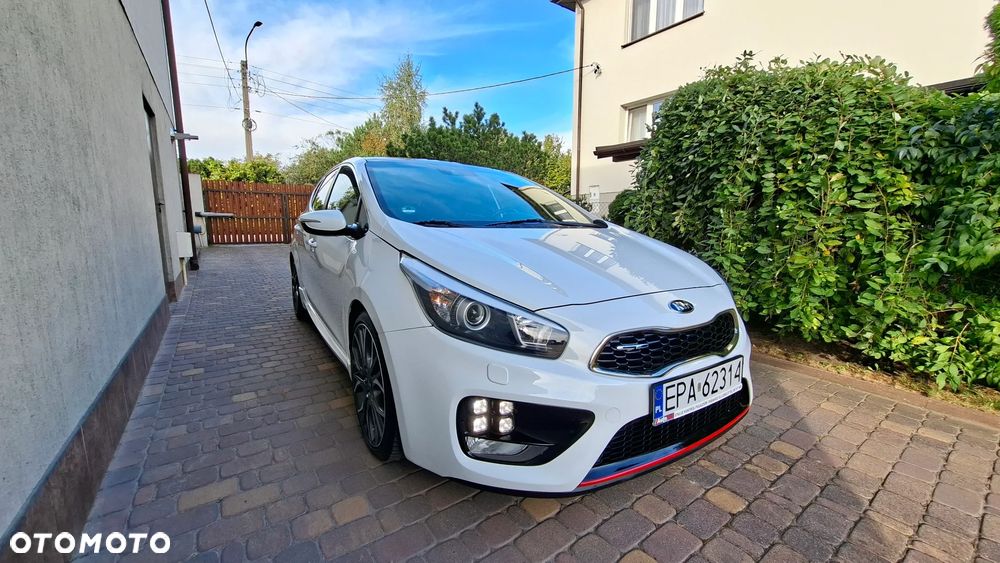 Kia Ceed 1.6 T-GDI GT-Track - 1