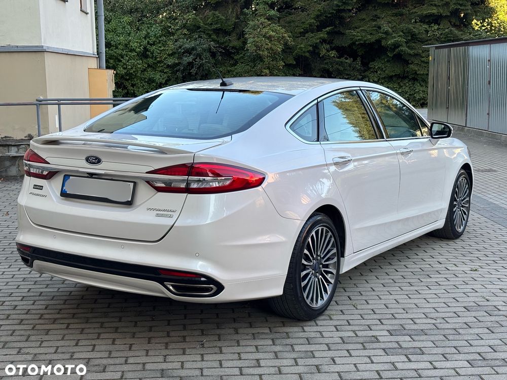 Ford Fusion 2.0 EcoBoost Titanium - 4