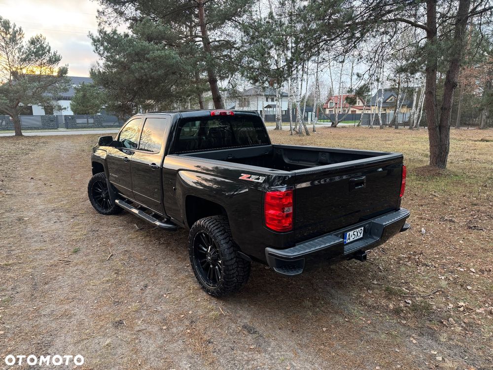Chevrolet Silverado - 17
