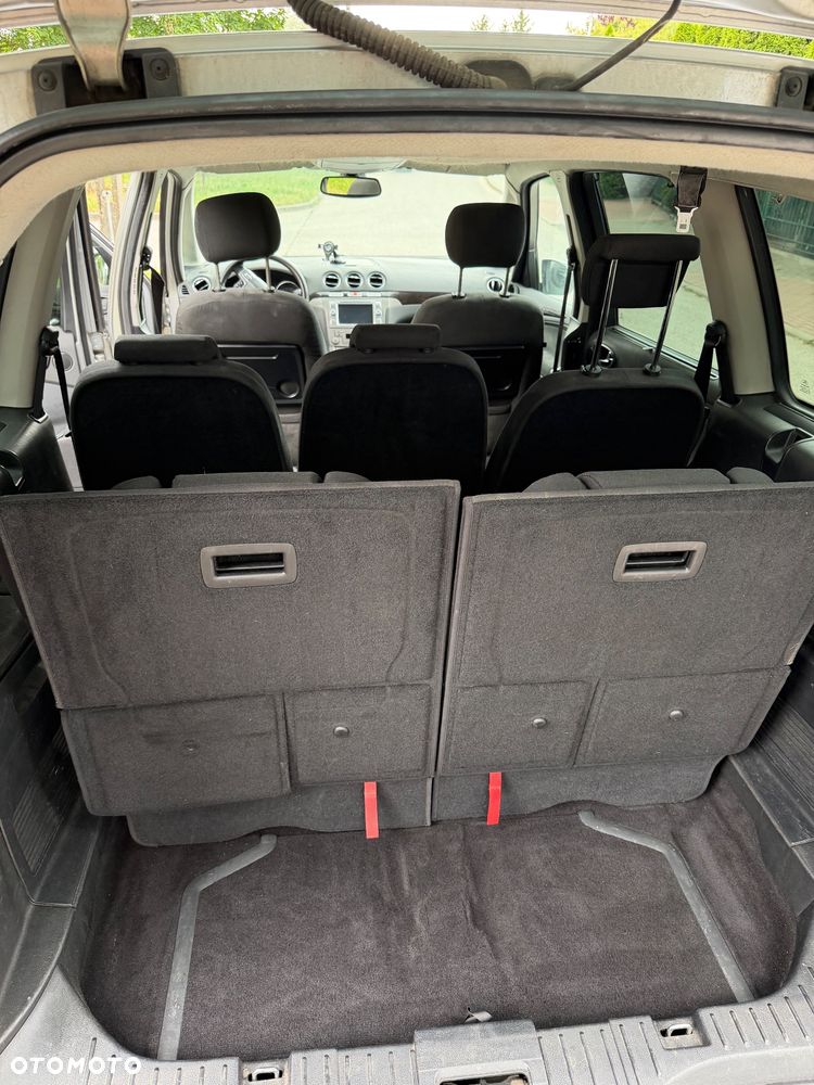 Ford Galaxy 1.8 TDCi Ambiente - 15