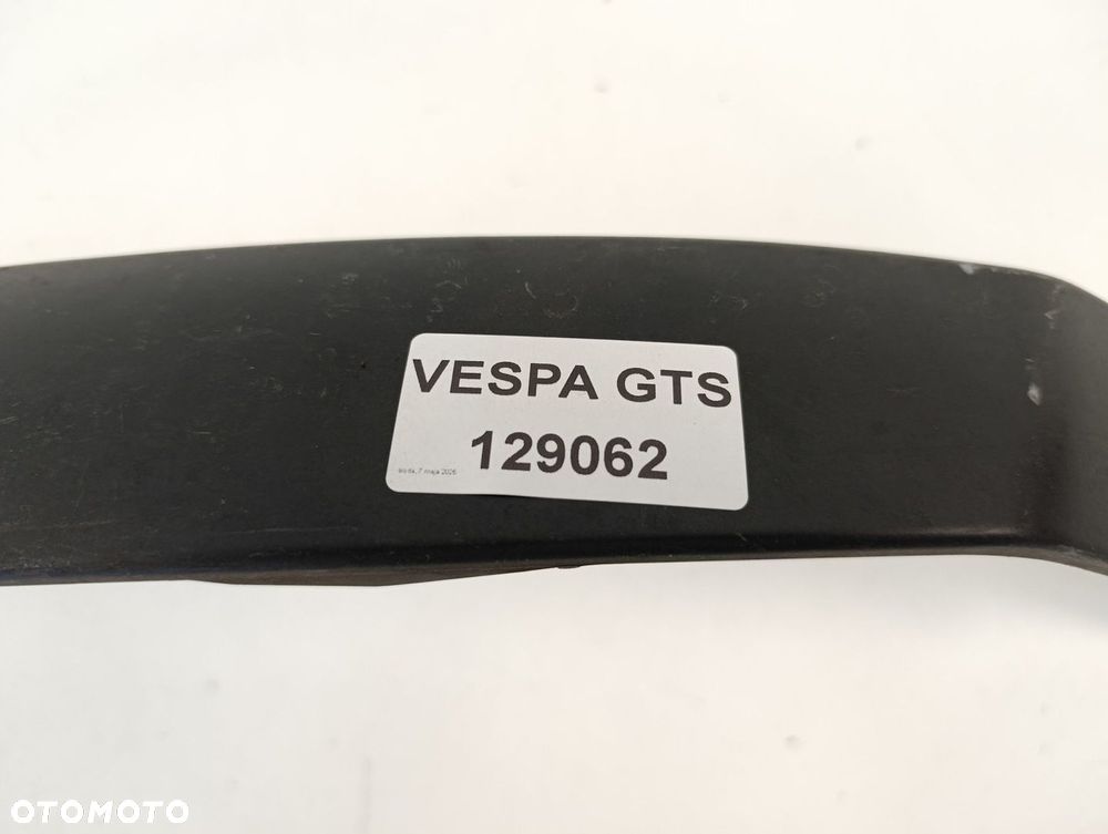 PIAGGIO VESPA GTS LISTWA WYPEŁNIENIE PRAWE - 6