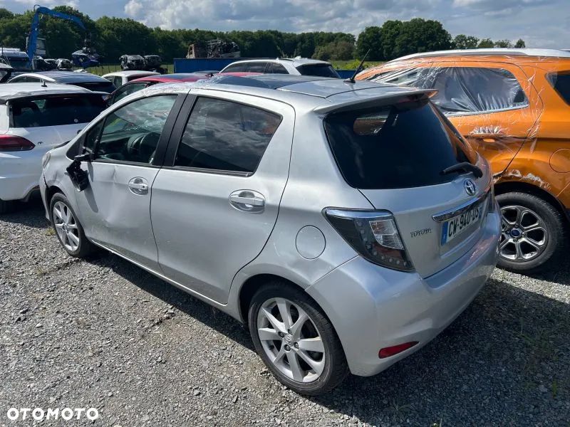 Toyota Yaris - 3