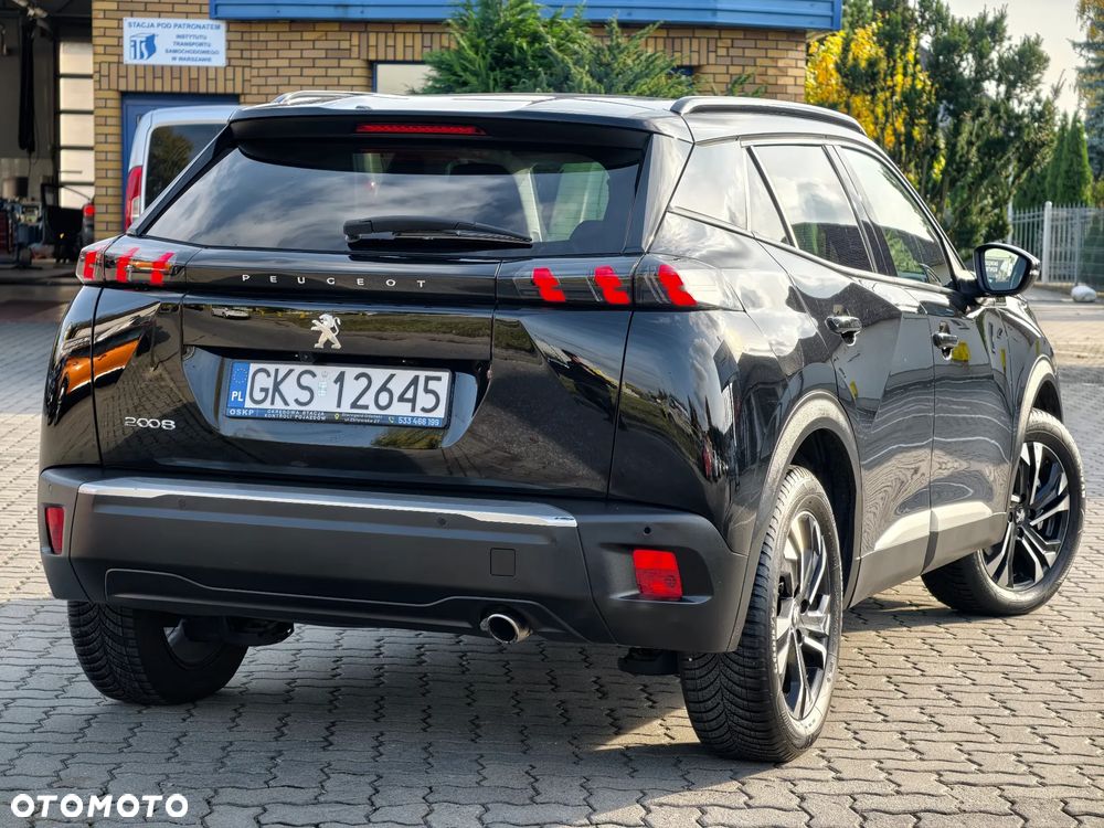 Peugeot 2008 1.5 BlueHDi Allure S&S EAT8 - 24
