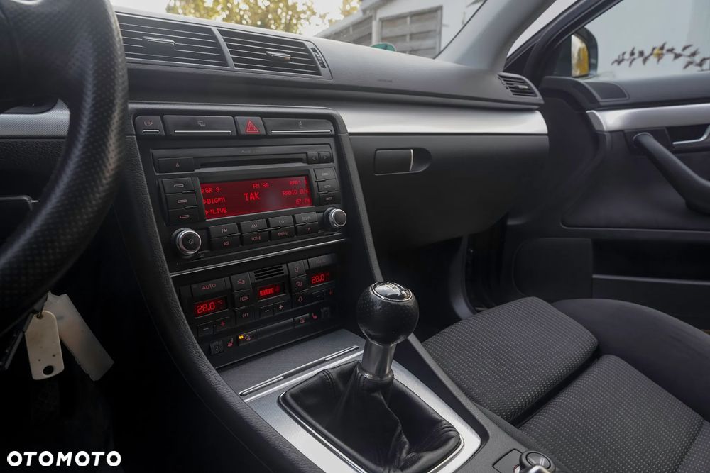 Audi A4 Avant 2.0 TDI DPF - 19