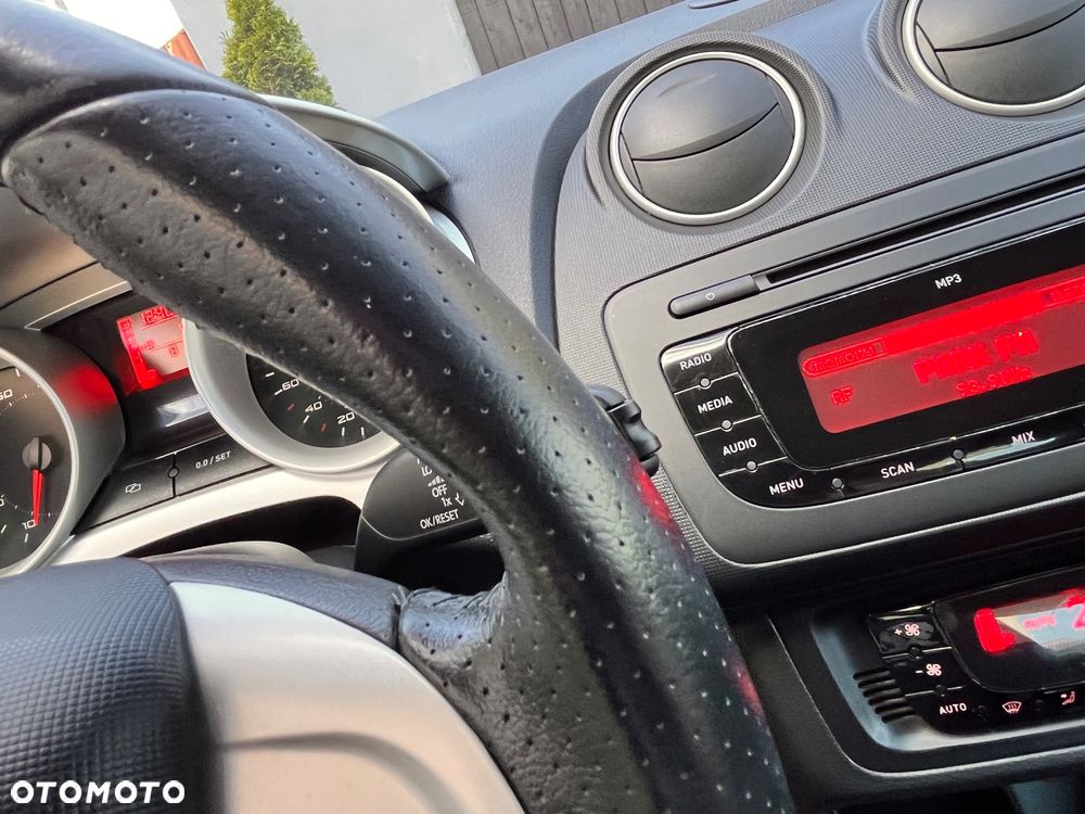 Seat Ibiza 1.4 16V Sport - 22
