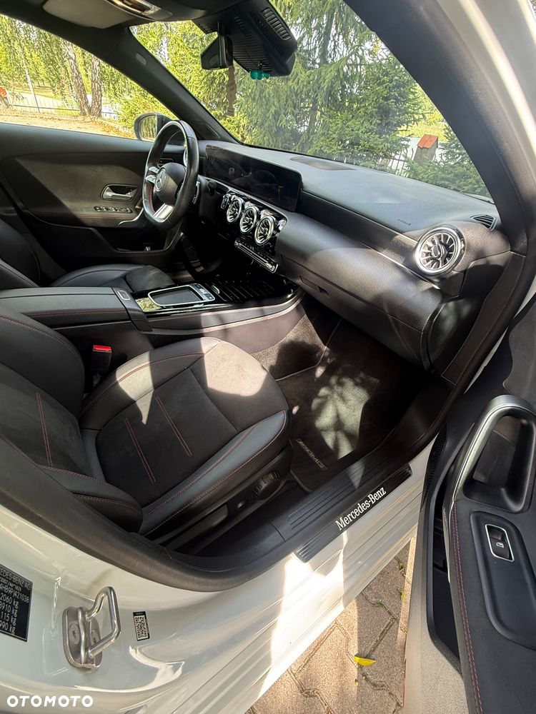 Mercedes-Benz Klasa A 250 4Matic 8G-DCT AMG Line Advanced - 37
