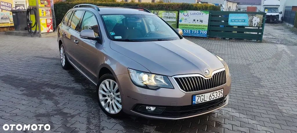 Skoda Superb 1.6 TDI Ambition Greenline - 1