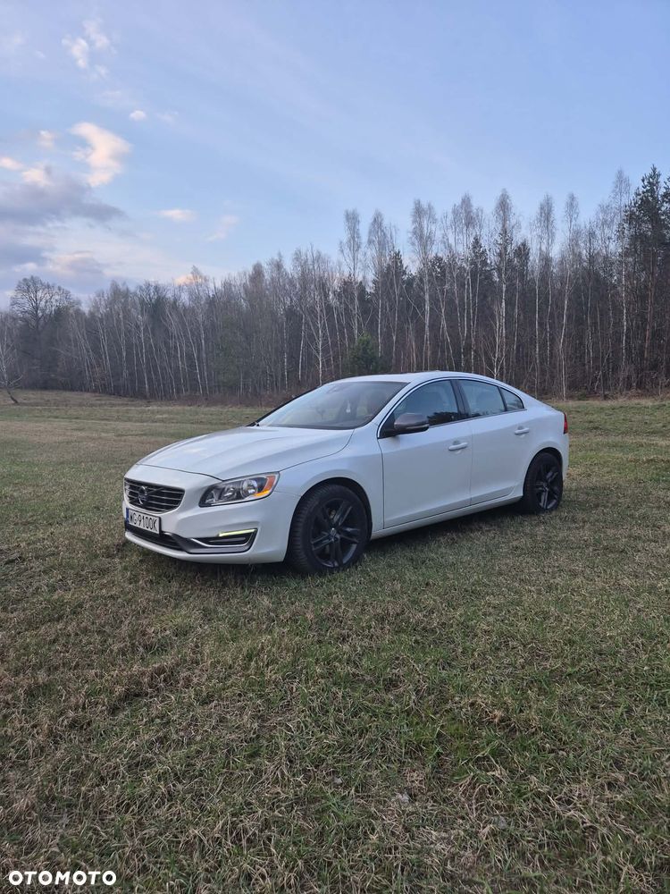 Volvo S60 - 1