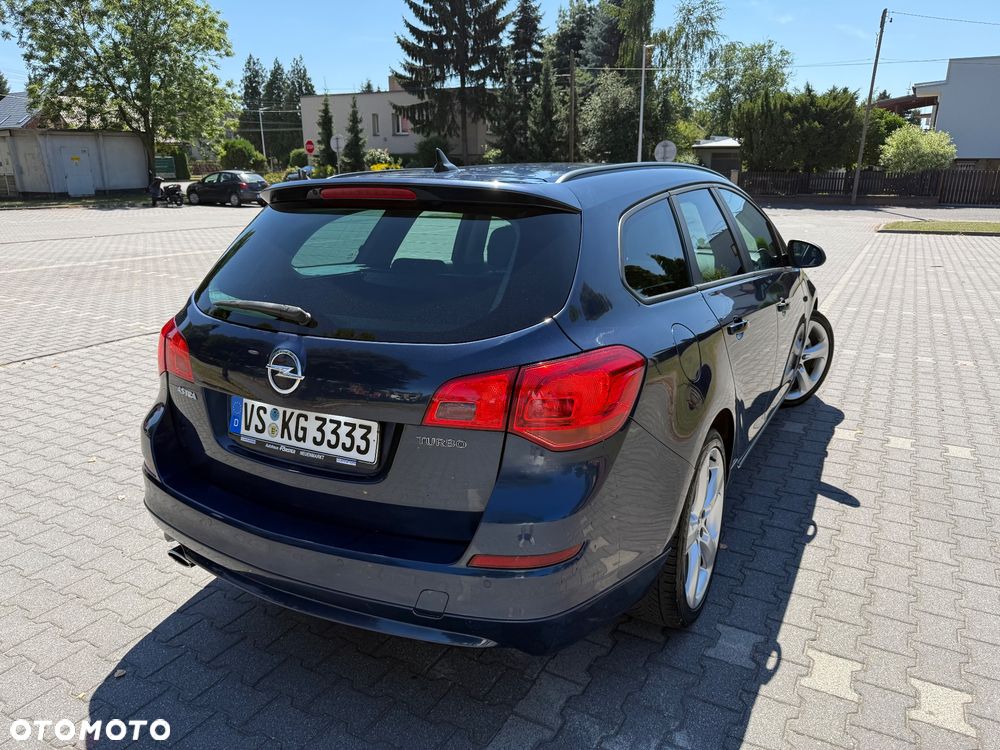 Opel Astra 1.6 Turbo Innovation - 22