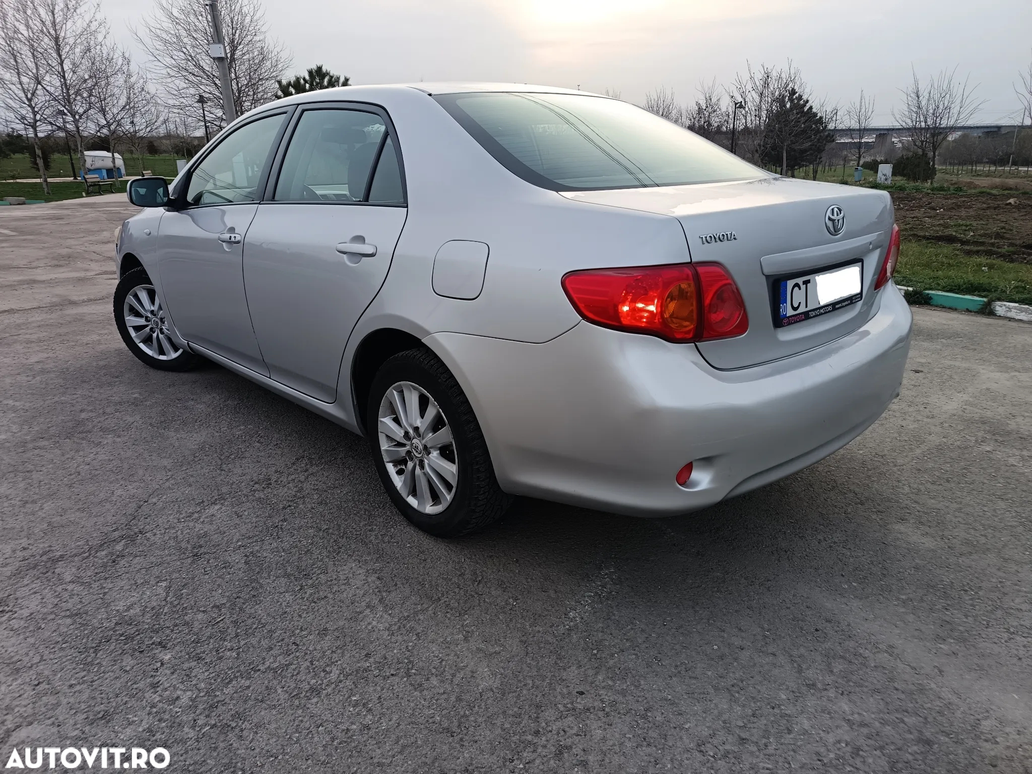 Toyota Corolla - 3
