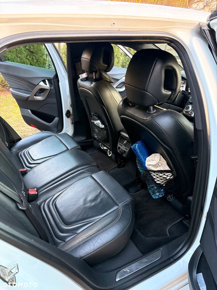 Citroën DS5 2.0 HDi Hybrid4 SoChic MCP - 11