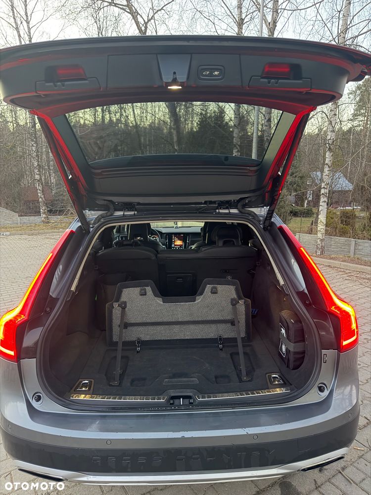 Volvo V90 Cross Country T6 AWD - 17