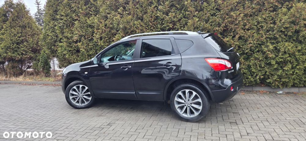 Nissan Qashqai 1.6 dCi 4 x 4 DPF Start/Stop tekna - 7