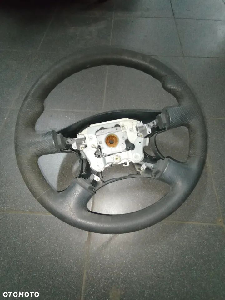 Kierownica Nissan X-Trail - 1